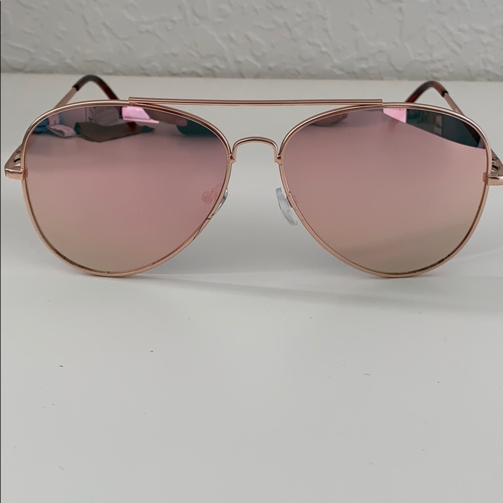 🆕 🆑 SUNGLASSES